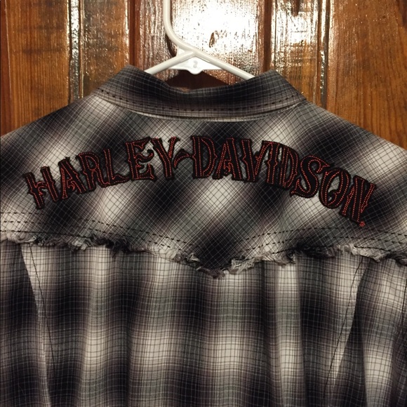 Harley-Davidson Plaid Button-Up - Picture 3 of 6
